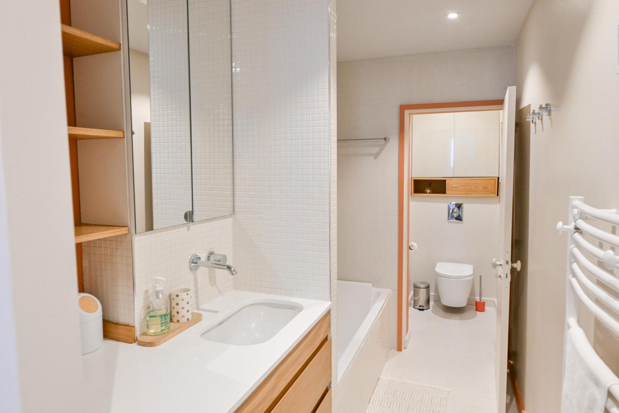 Architect-designed In Le Marais District Appartamento *